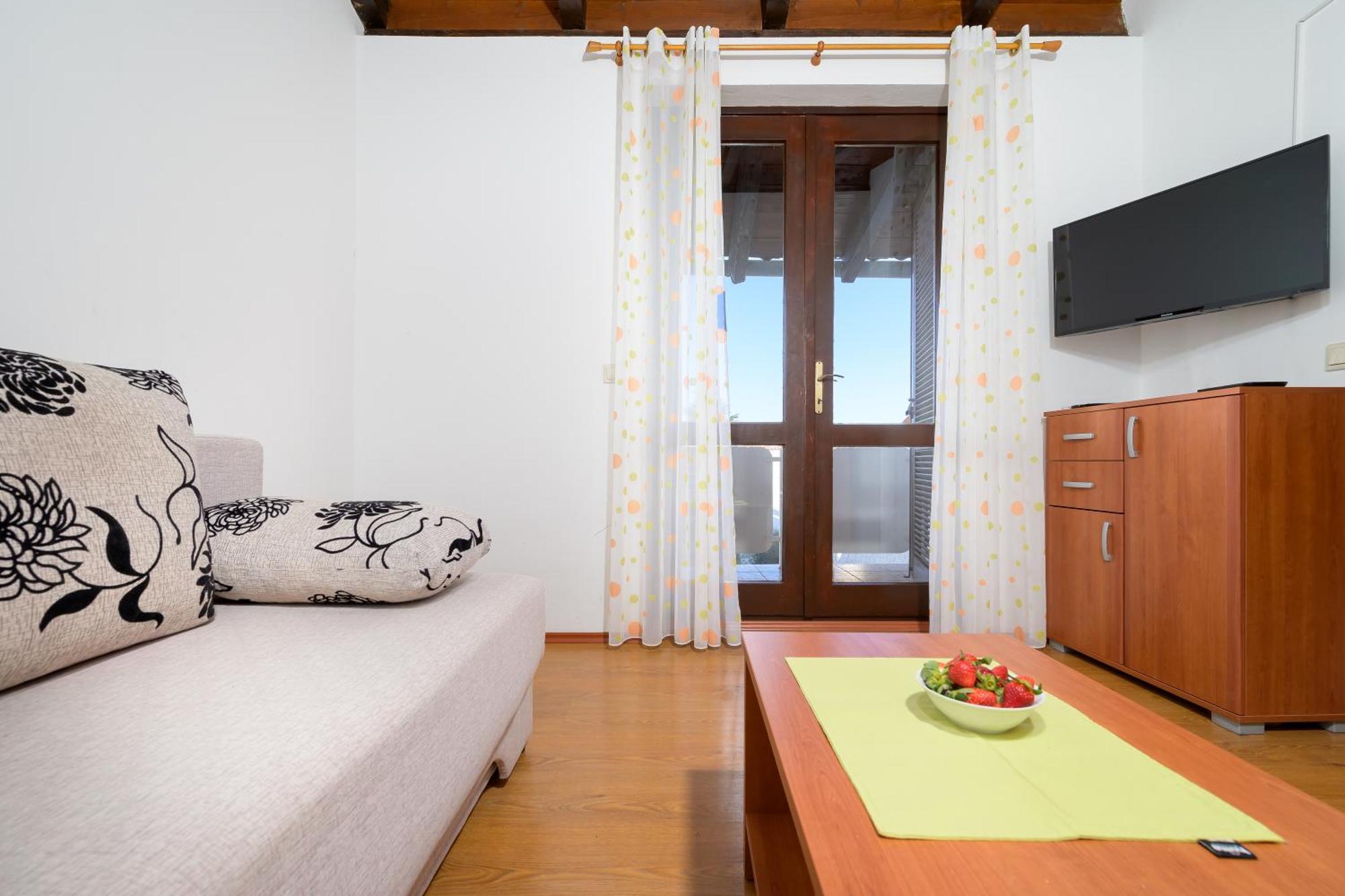 Apartment Pinjola Porec Exterior photo
