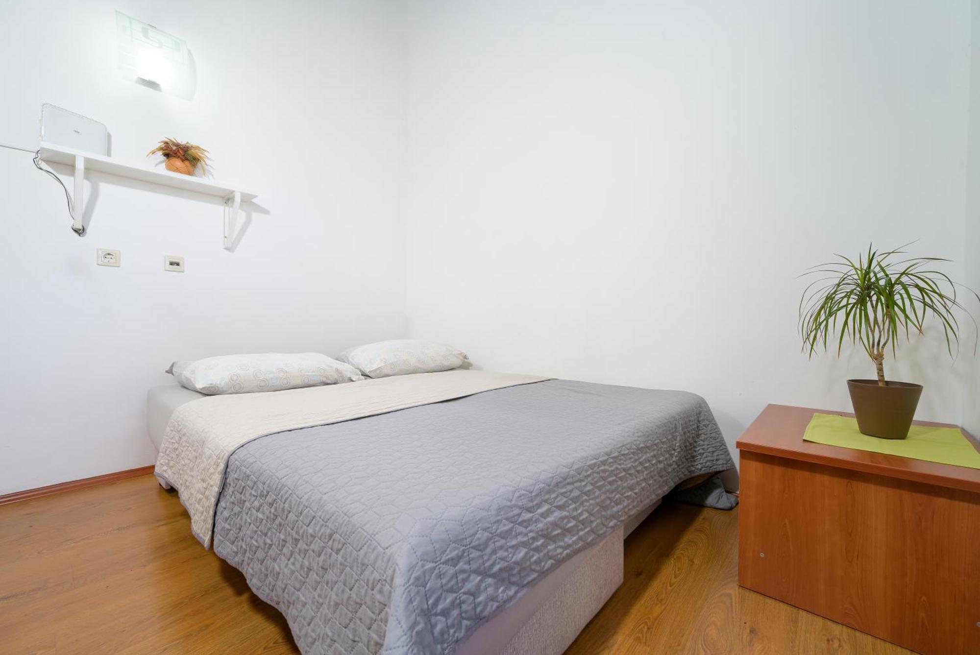 Apartment Pinjola Porec Exterior photo