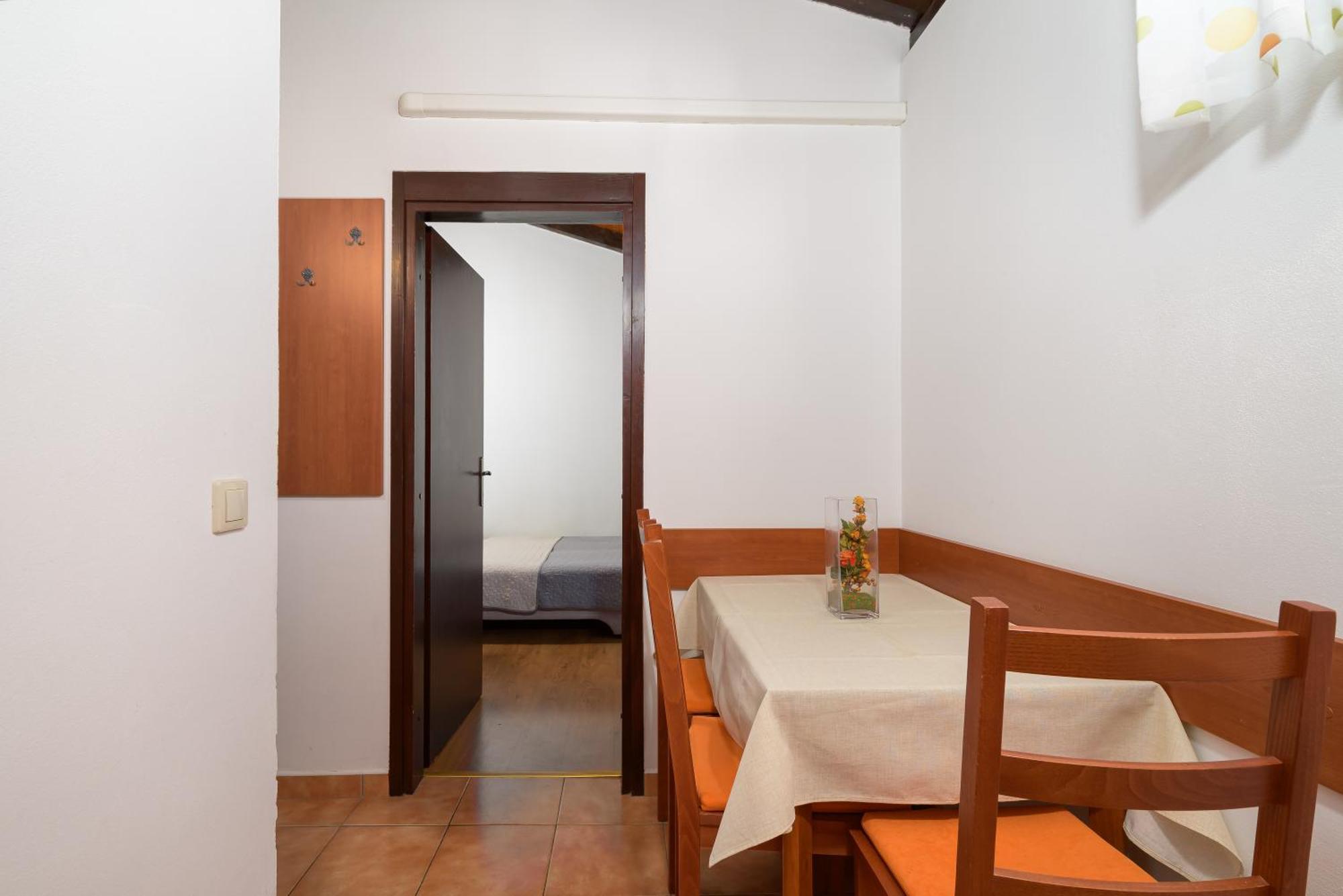Apartment Pinjola Porec Exterior photo