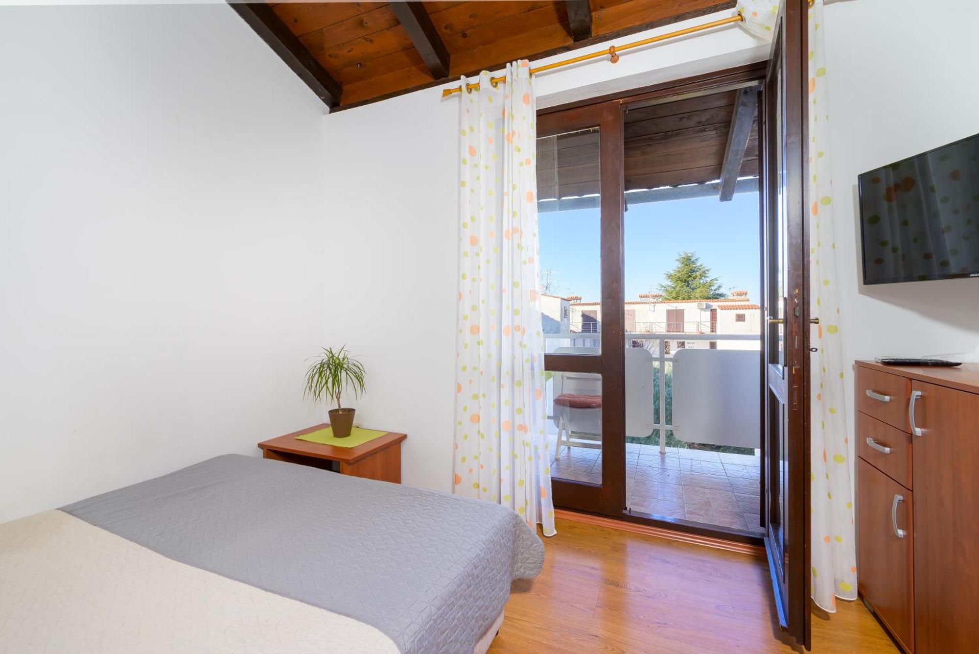 Apartment Pinjola Porec Exterior photo